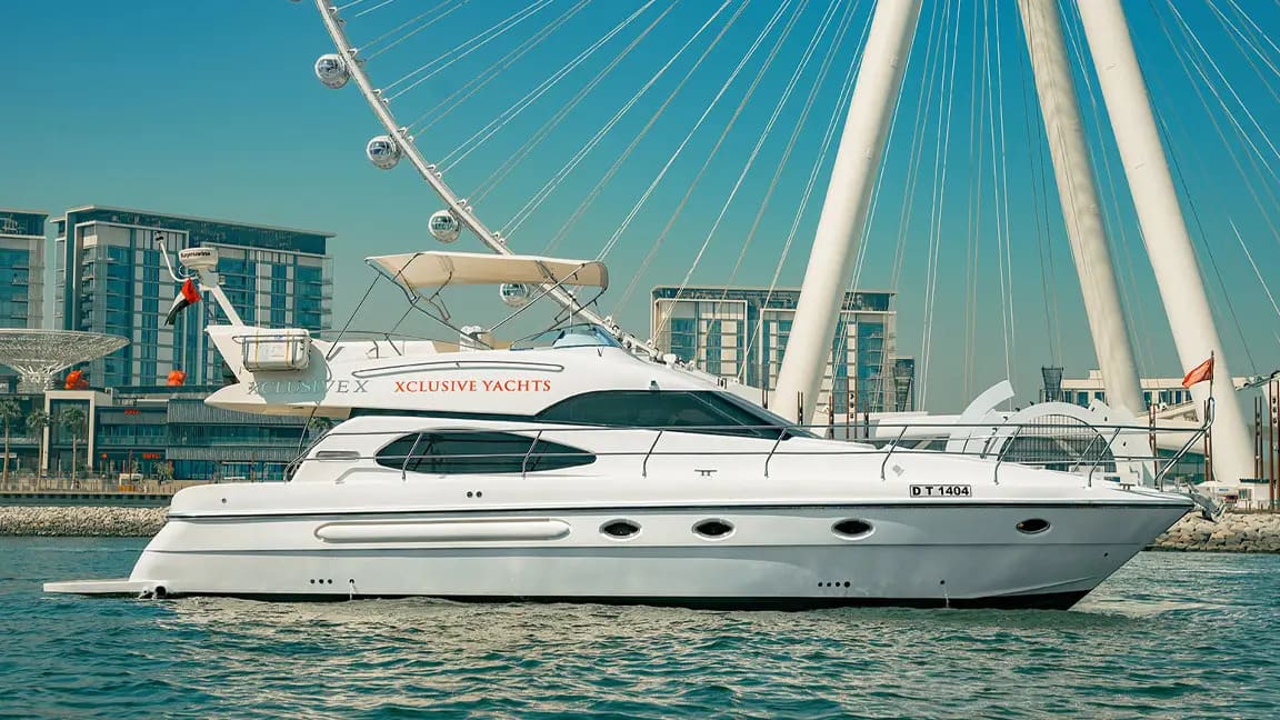Daphne 53 Ft Yacht