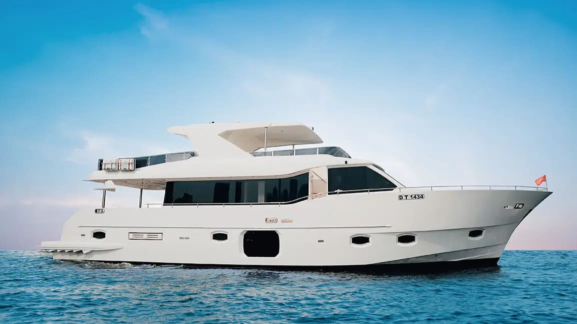 Silo 82 Ft Yacht